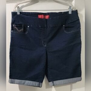 🌺🩳Reitmans Dark Blue Jean Shorts